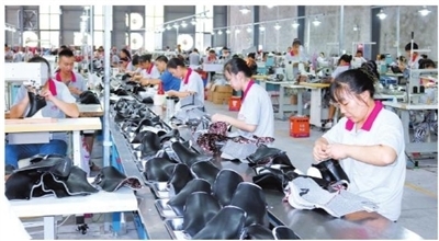 樂(lè)至專(zhuān)項(xiàng)資金支持萬(wàn)貫鞋業(yè)產(chǎn)業(yè)園建設(shè)_資陽(yáng)網(wǎng)